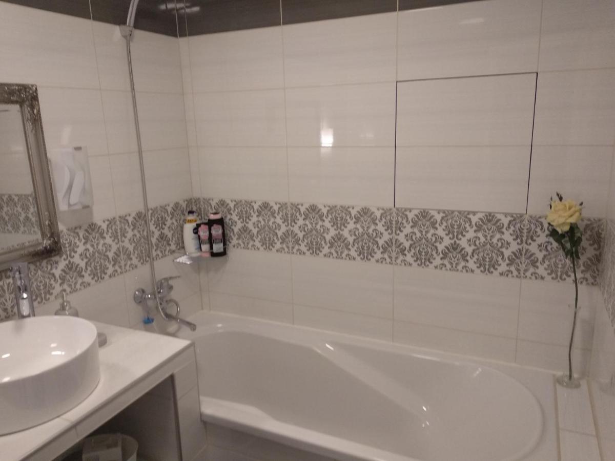 Appartment New In Center Mohylew Zewnętrze zdjęcie